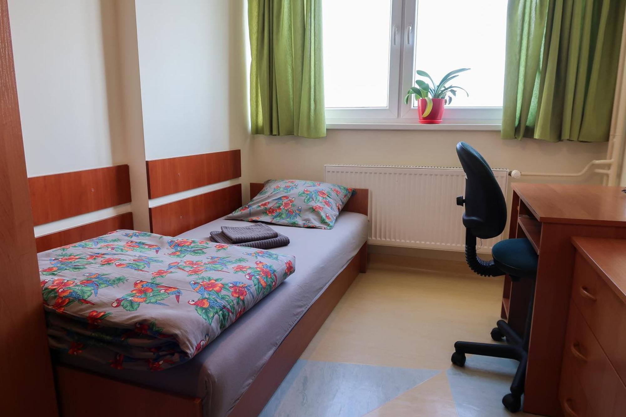 Dom Studencki Raj Pansiyon Wroclaw Dış mekan fotoğraf